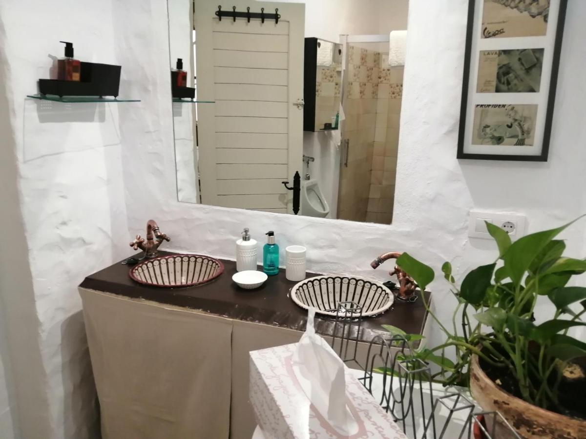 La Guarida De Vejer Casa Rural (Adults Only) เวเฮร์ เด ลา ฟรอนเตรา ภายนอก รูปภาพ